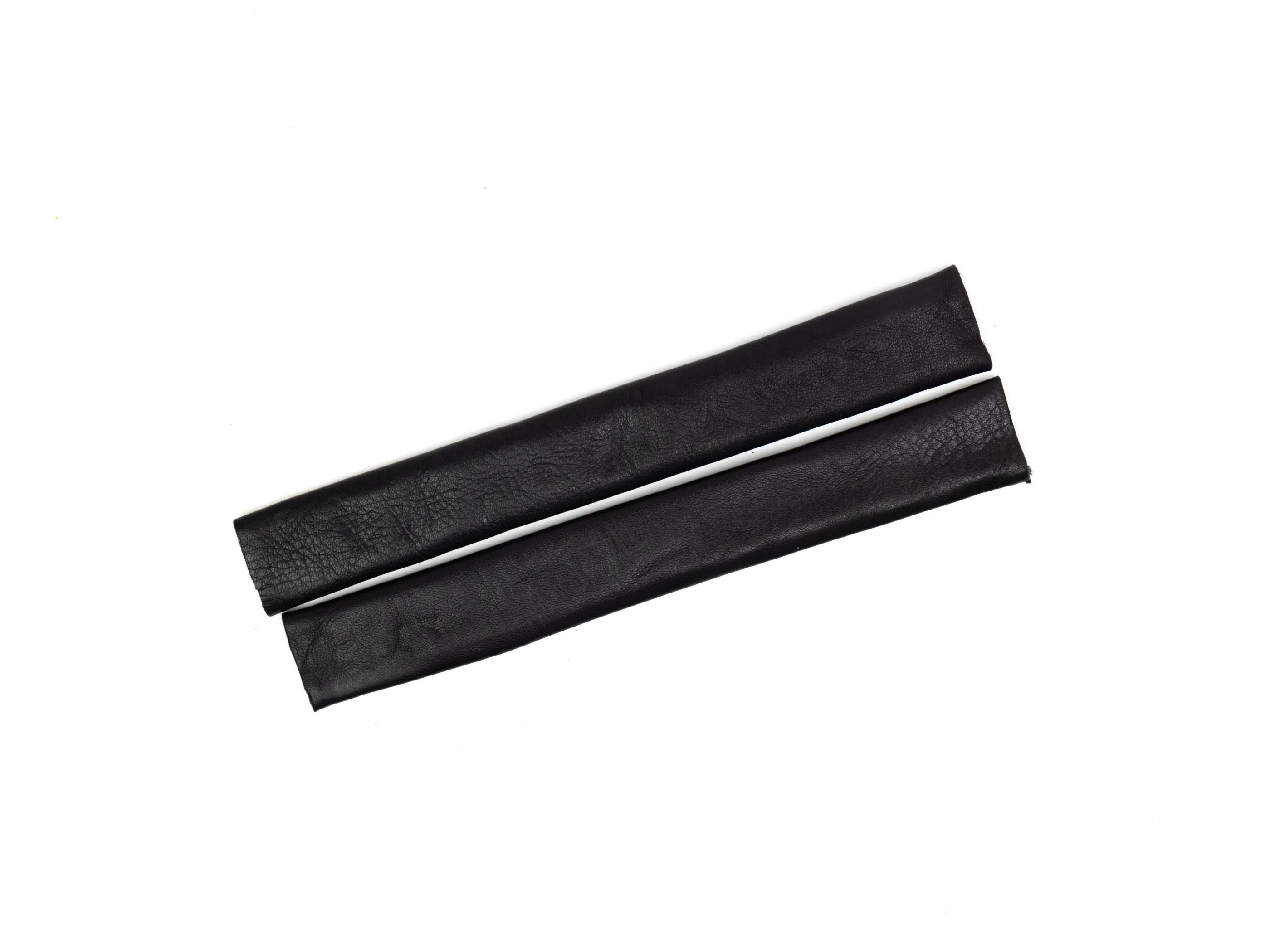 Genuine leather wrist protector for handcuffs, product view