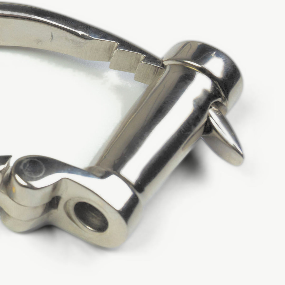 Close-up of the KUB 121 lock barrel and screw-key keyhole