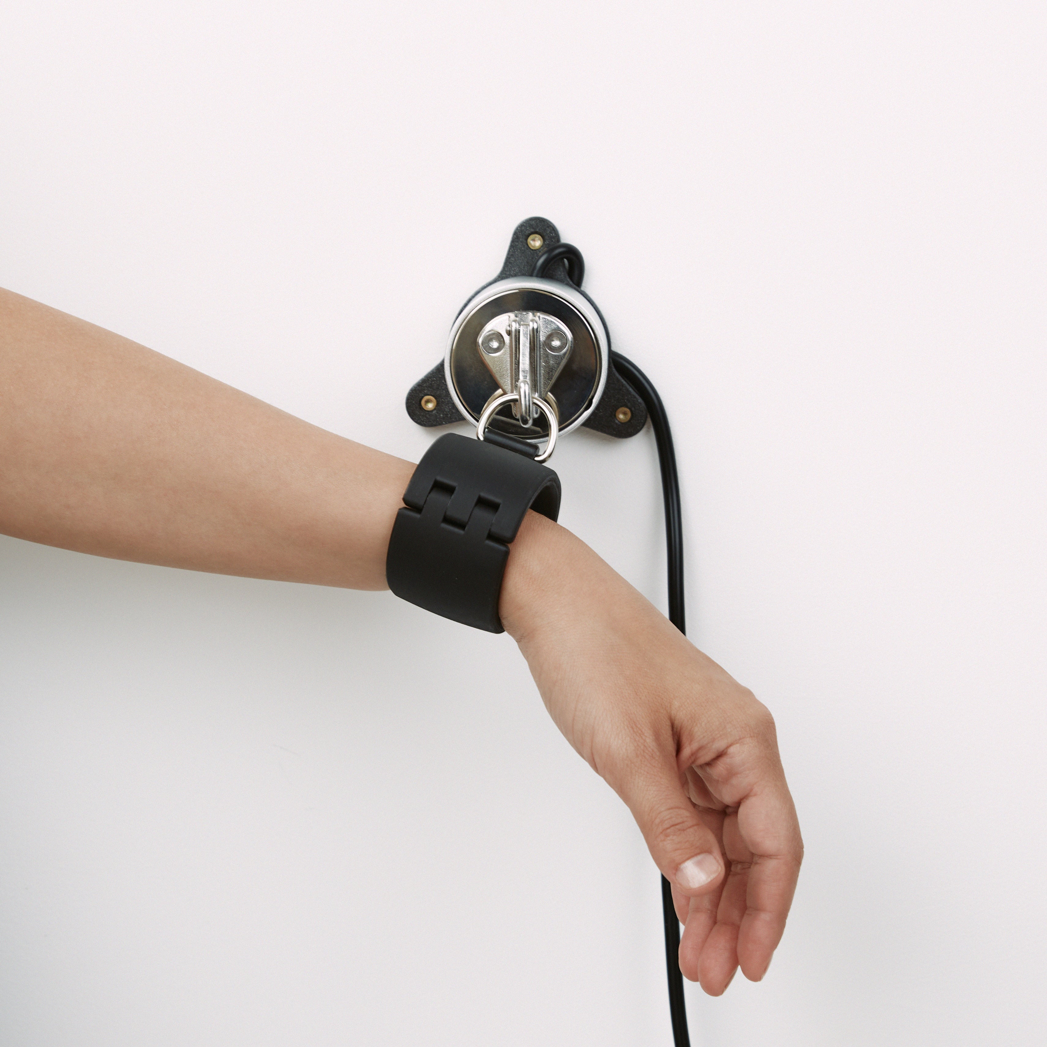 Snap hook disc (for MagBound® magnetic lock)