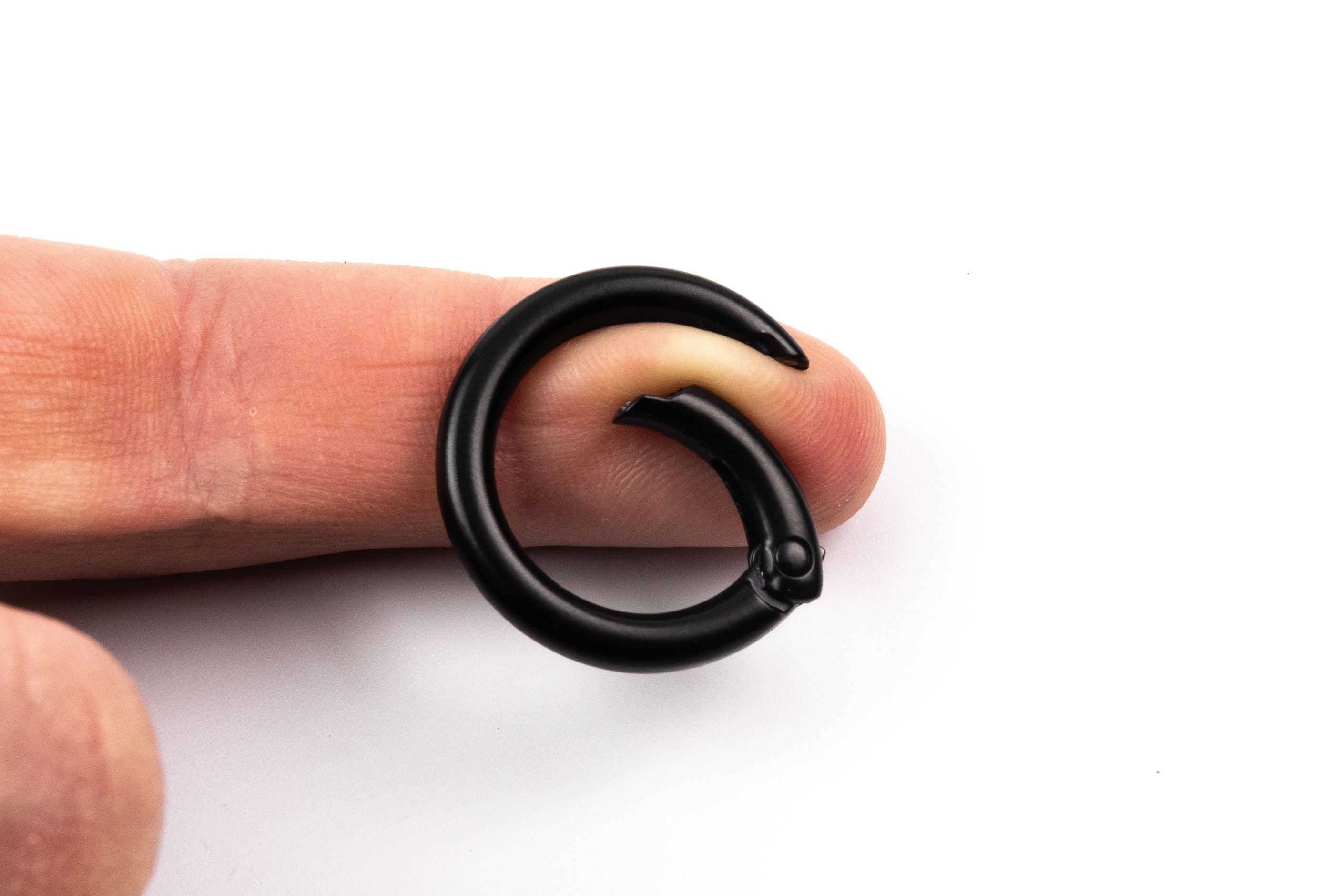 deSade® closure (for 6mm black deSade® Bracelets and Day Collars)