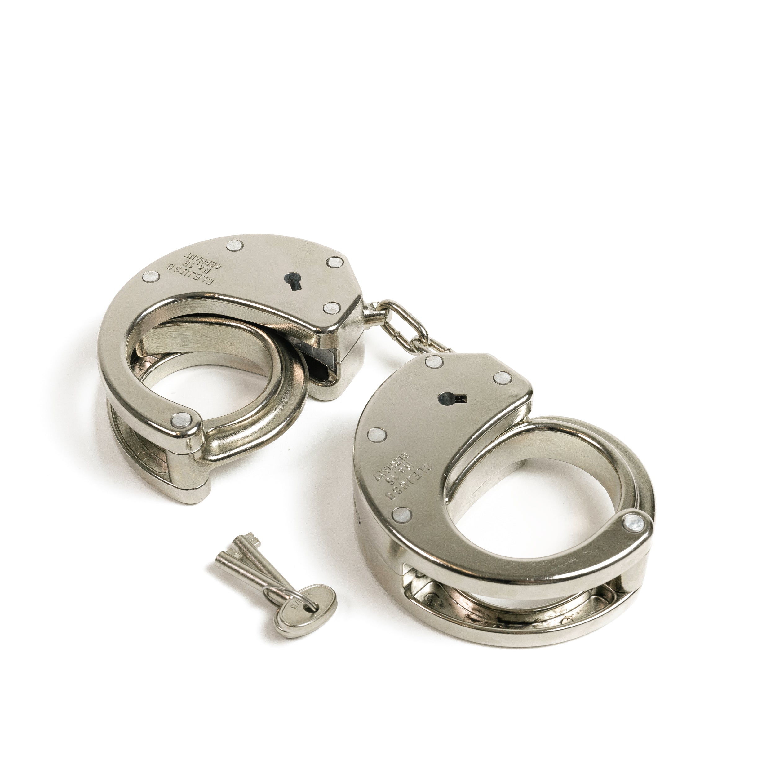 Clejuso No. 15 handcuffs - very heavy, with chain