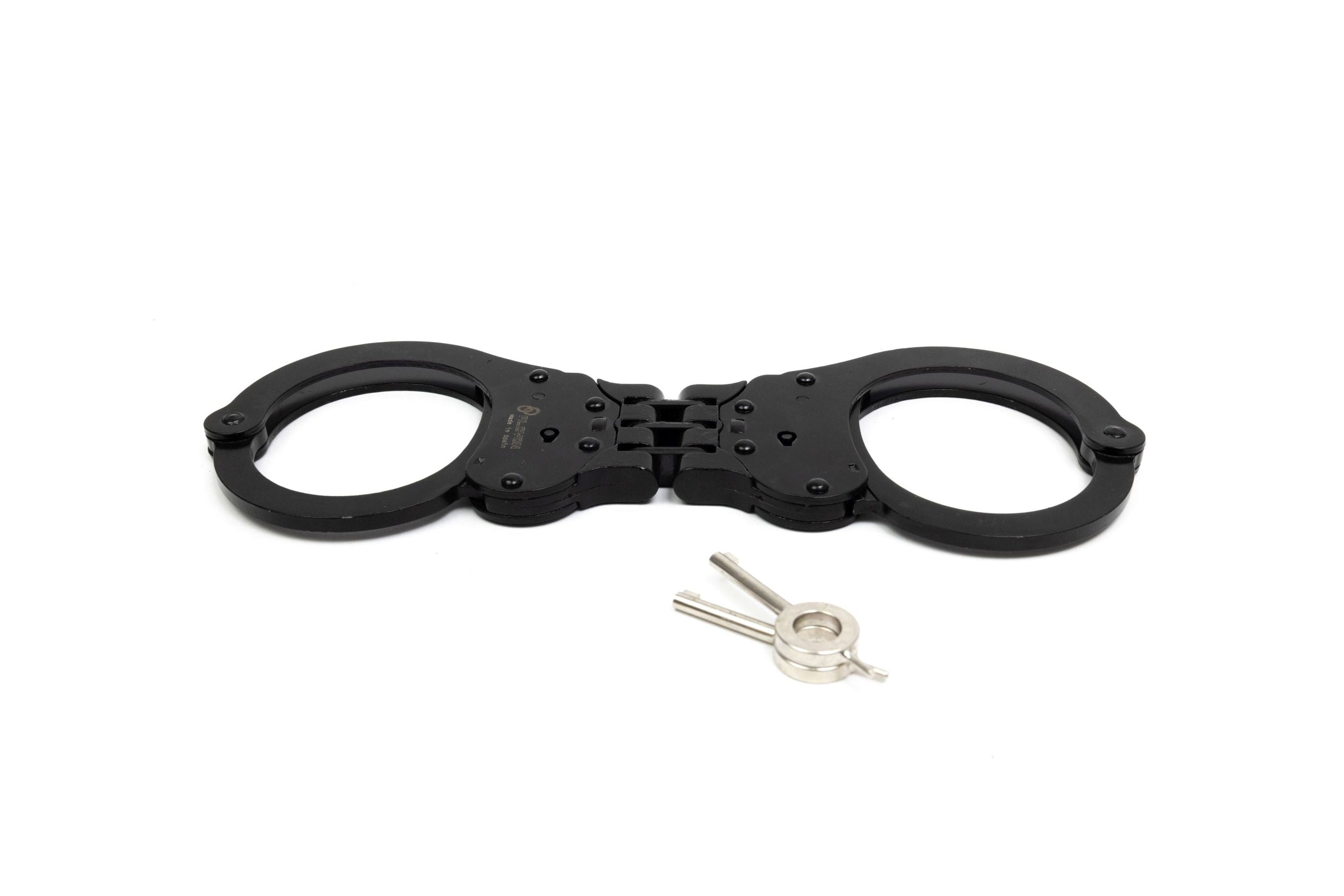 Black ALCYON 5005 hinged handcuffs with rigid hinge, detail view