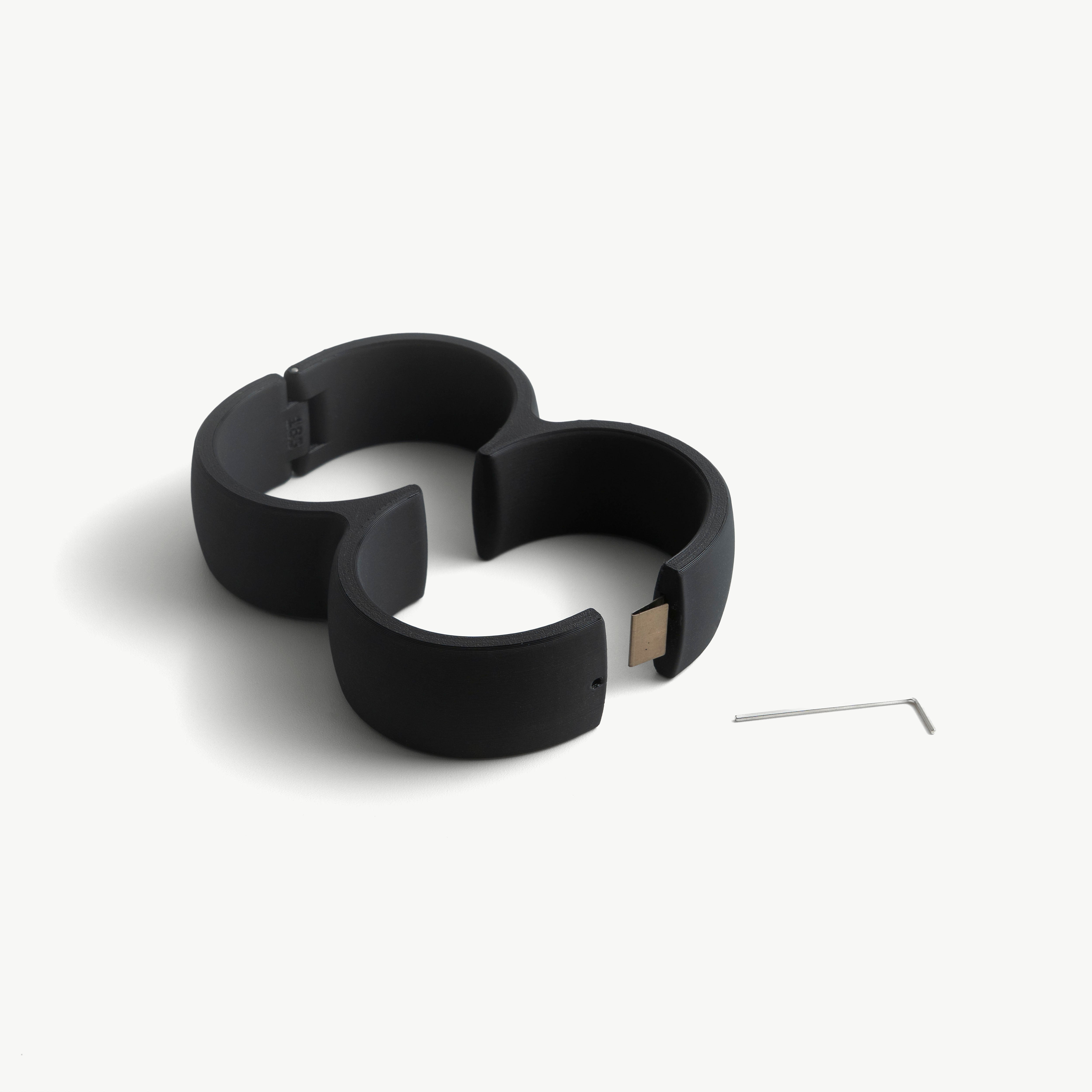 Irish 8 Quick cuffs - with snap lock (custom color and size)