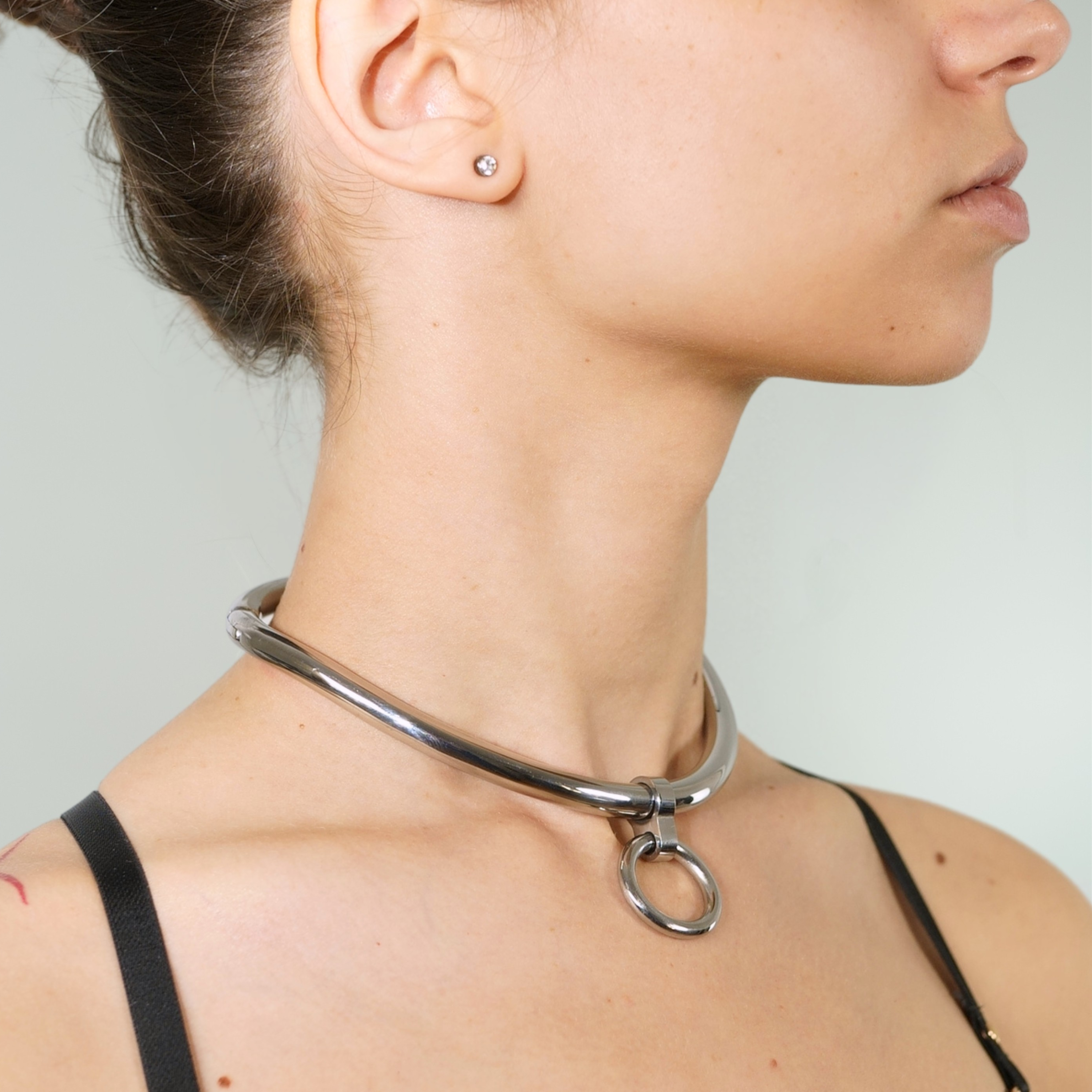 deSade® Day Collar - ergonomic, hex lock (8mm thick, silver)